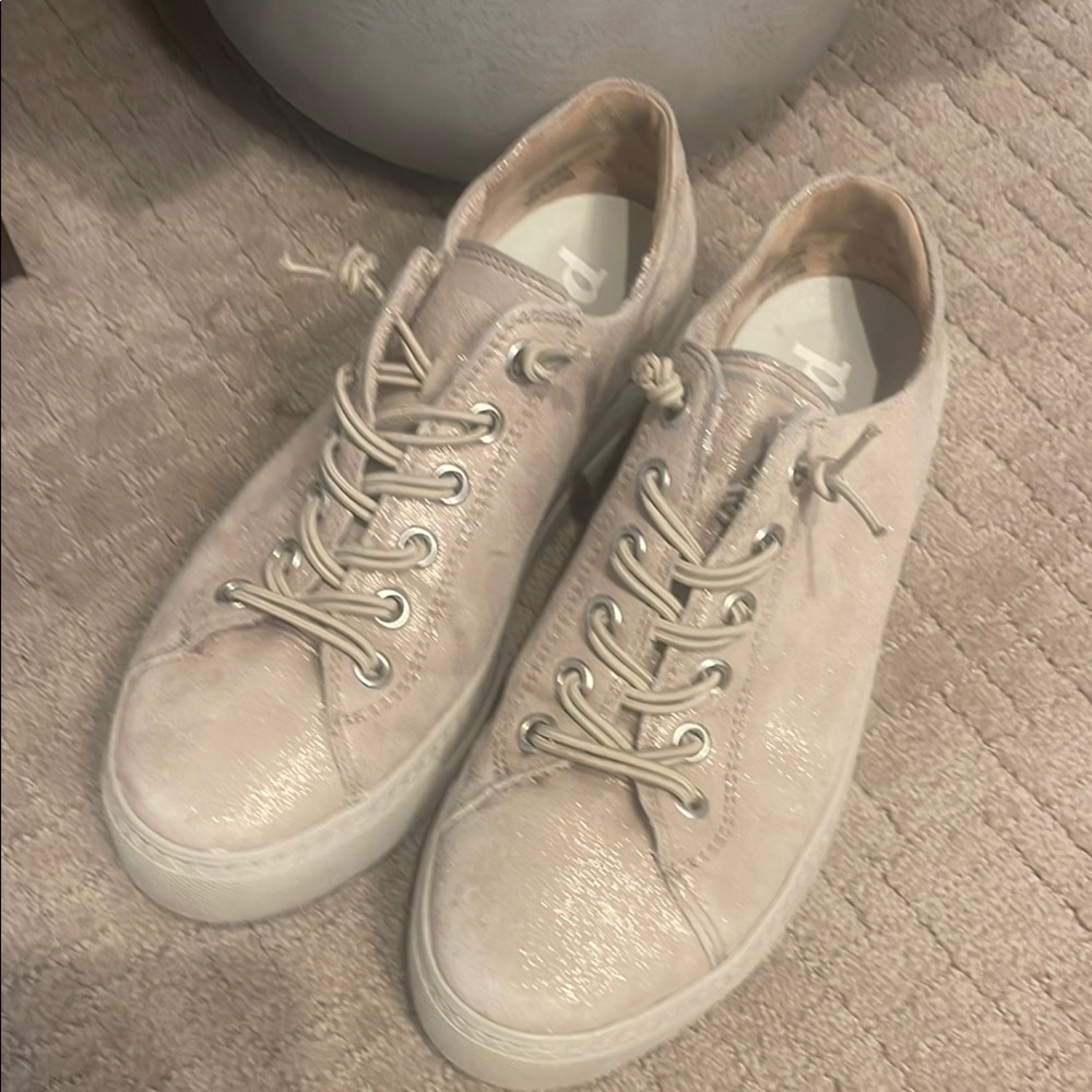 Paul Green Tan Sneakers Classic Minimalist Design